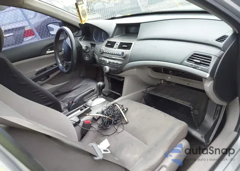 2011 Honda Accord 2.4 Lx z USA, uszkodzony, nr VIN 1HGCP2F34BA008879